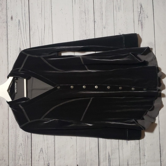 Sno skins Plush Velvet Buttondown - Picture 3 of 9